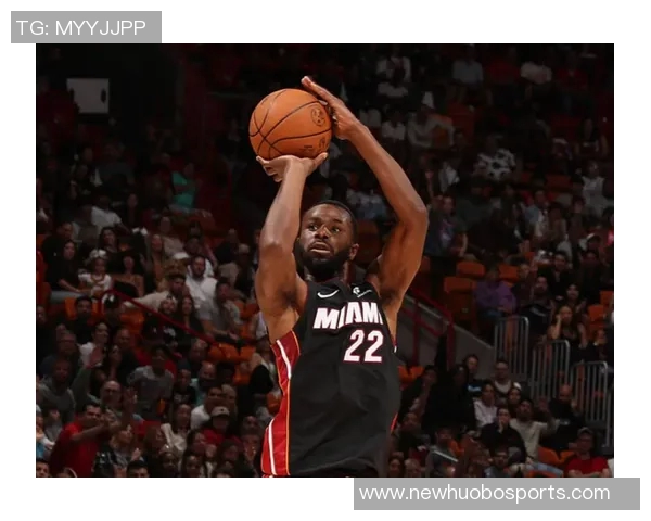 热火20号新星亚库乔尼斯表现出色送出10次助攻并贡献8分2断1帽