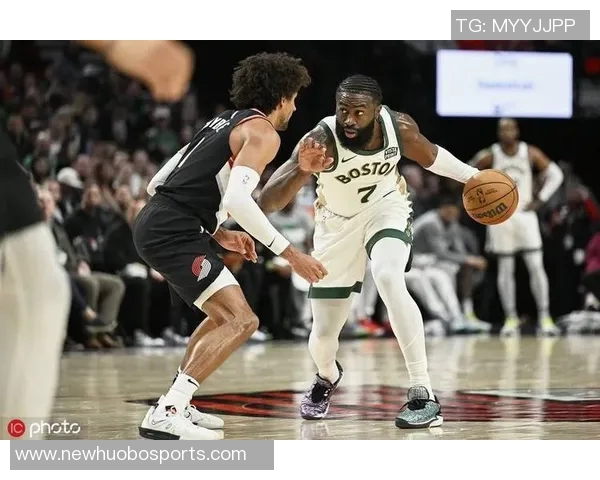 杰伦布朗谈球队表现期待上场比赛能成为例外展现努力与活力 杰伦布朗谈球队表现期待上场比赛能成为例外展现努力与活力