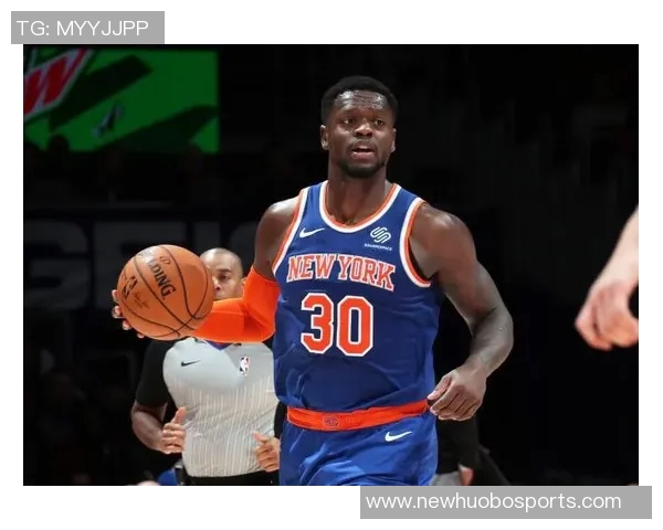 兰德尔表现稳定11投6中贡献14分4篮板1助攻1抢断助力球队胜利 兰德尔表现稳定11投6中贡献14分4篮板1助攻1抢断助力球队胜利